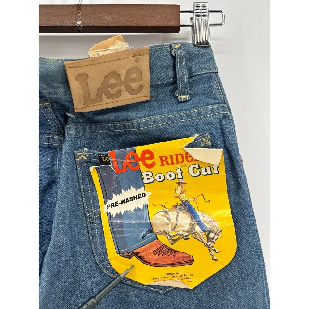 Lee Riders Bootcut Jeans Mens Blue Denim Relaxed Fit Vintage 29x36 NWT